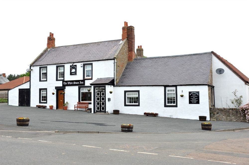 The White Swan Inn Lowick  Exterior photo